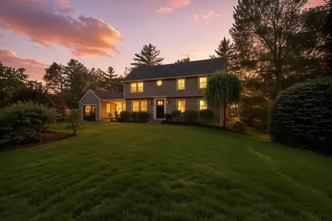 53 Yankee Cir, Westfield, MA 01085