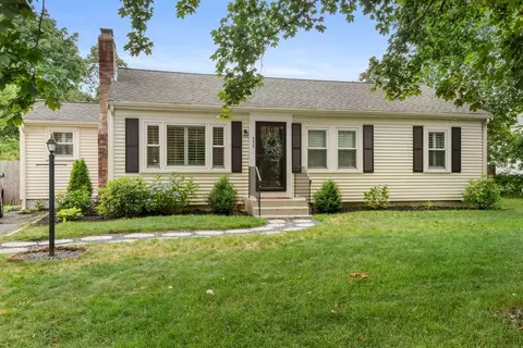 555 Bay Rd, Sharon, MA 02067