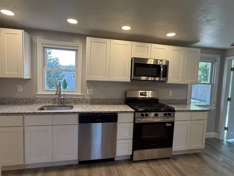 7 Terry Ln E, Wareham, MA 02571 photo 10