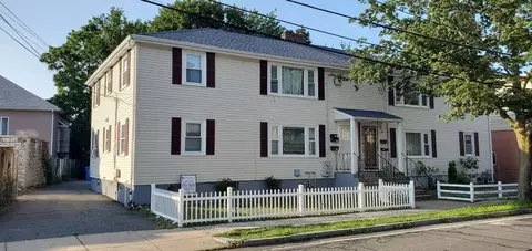 104 Beech St #1, Belmont, MA 02478