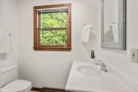 Bath - 1 Maillet Dr, Acton, MA 01720 photo 1 of 3