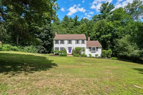 Exterior - 1 Maillet Dr, Acton, MA 01720 photo 7 of 9
