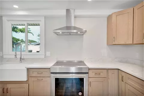 3 Exeter Rd, Beverly, MA 01915 photo 11