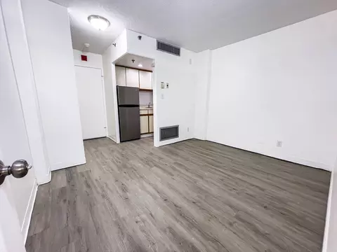 70 Southbridge St #705, Worcester, MA 01608