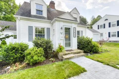 Exterior - 6 Stoneleigh Rd, Worcester, MA 01606 photo 4 of 10