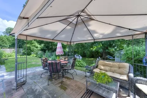 Exterior - 6 Stoneleigh Rd, Worcester, MA 01606 photo 5 of 10