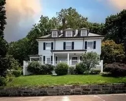 92 Grant Ave, Newton, MA 02459