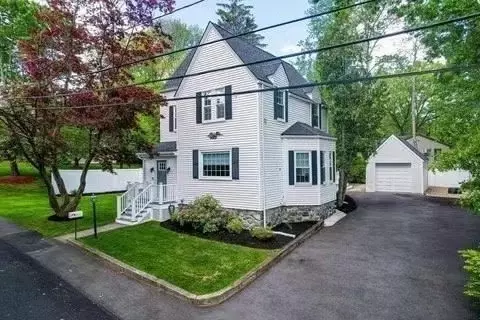 3 Highet Ave, Woburn, MA 01801