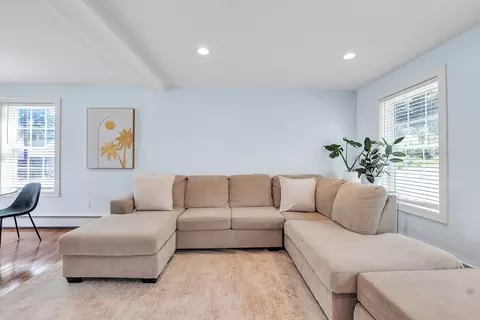 Living - 11 Miller St, Athol, MA 01331 photo 2 of 2