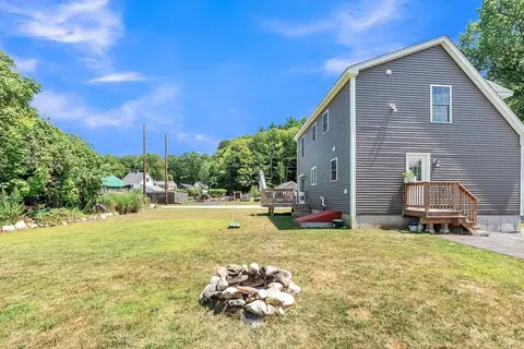 Exterior - 11 Miller St, Athol, MA 01331 photo 3 of 4