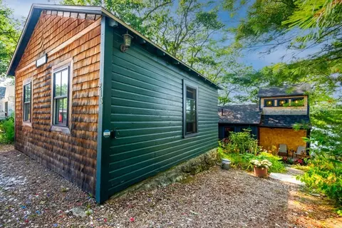 213 Ashby Rd, Ashburnham, MA 01430