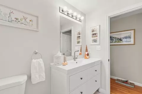 825 Cotuit, Mashpee, MA 02649 photo 21