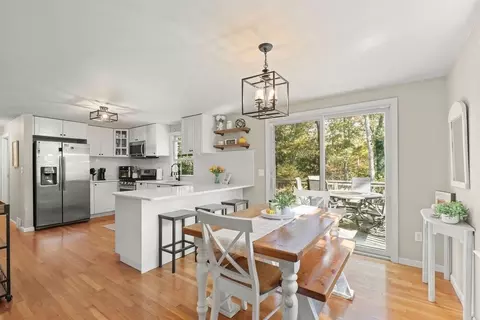 825 Cotuit, Mashpee, MA 02649 photo 2