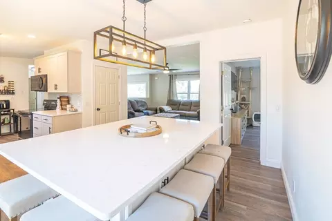 1184 School St, Webster, MA 01570 photo 9