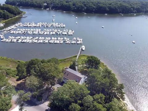 386 Mashpee Neck Rd, Mashpee, MA 02649 photo 29