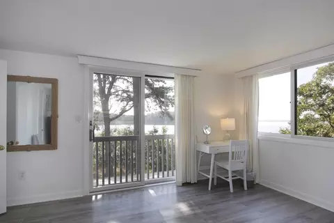 386 Mashpee Neck Rd, Mashpee, MA 02649 photo 19
