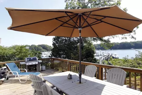 386 Mashpee Neck Rd, Mashpee, MA 02649 photo 5
