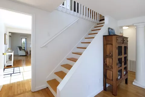 386 Mashpee Neck Rd, Mashpee, MA 02649 photo 16