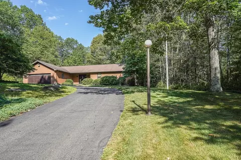 165 Barre Paxton Rd, Rutland, MA 01543