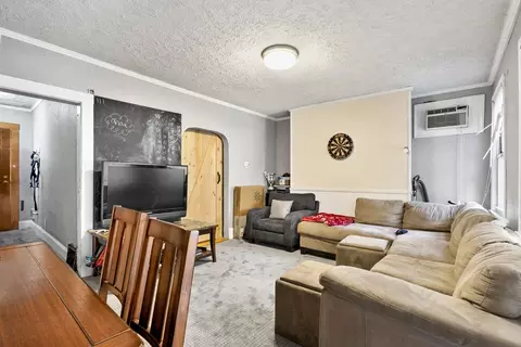 7 Grimes St, Boston, MA 02127