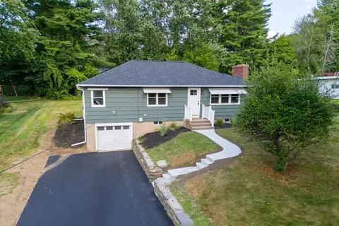 101 Westwood Dr, West Springfield, MA 01089