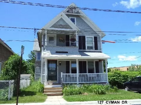 127 Cyman Dr, Chicopee, MA 01013
