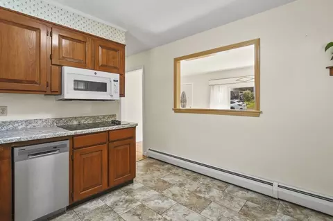 15 Springbrook Rd, Auburn, MA 01501 photo 6