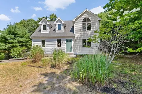 5 Wyndham Hill Dr, Plymouth, MA 02360