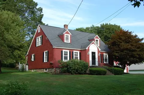 10 Sampson St, Spencer, MA 01562