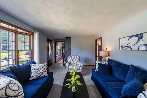 71 Parsonage Way, Attleboro, MA 02703 photo 12