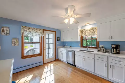 71 Parsonage Way, Attleboro, MA 02703 photo 18