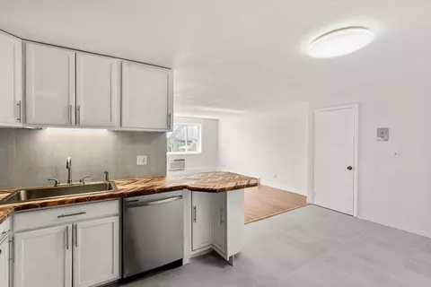 15 Staples Ave #41, Everett, MA 02149 photo 2