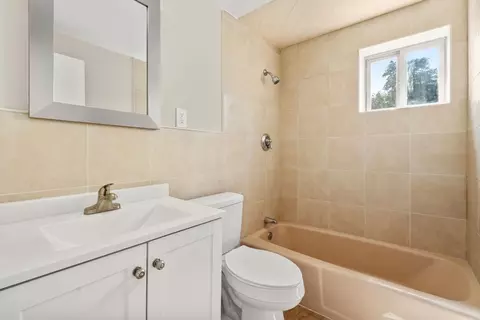15 Staples Ave #41, Everett, MA 02149 photo 9