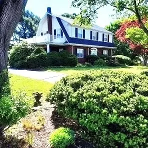 101 Standish Ave, Plymouth, MA 02360