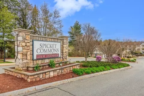 21 Hampshire Rd #313, Methuen, MA 01844