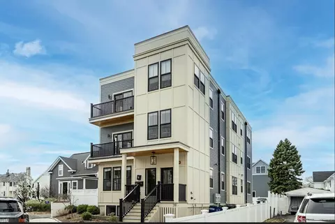 39 Murdock St #2, Somerville, MA 02145