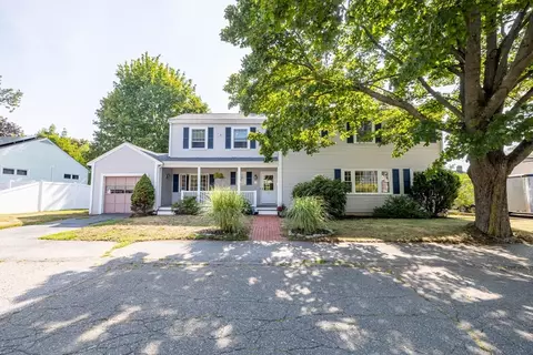 7 Roy Ave, Beverly, MA 01915