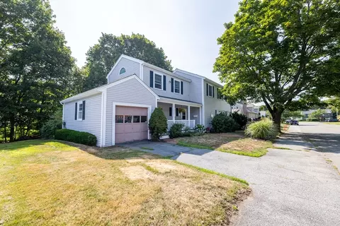7 Roy Ave, Beverly, MA 01915 photo 2