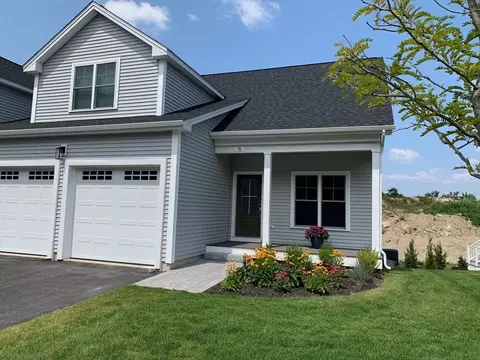 25 Salisbury Hill Blvd #68, Worcester, MA 01609