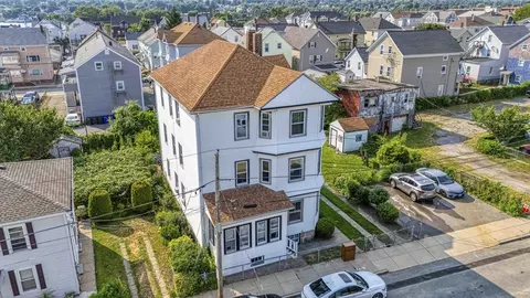 60 Murray St, Fall River, MA 02720