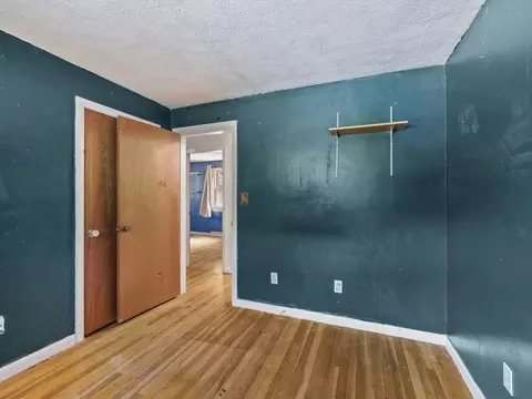 Bedroom - 27 Old Jacobs Rd, Georgetown, MA 01833 photo 1 of 6