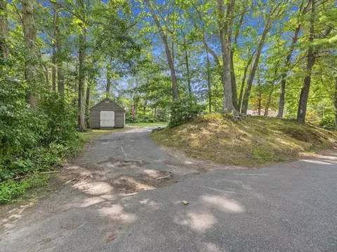 Exterior - 27 Old Jacobs Rd, Georgetown, MA 01833 photo 9 of 9