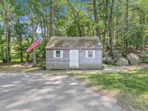 Exterior - 27 Old Jacobs Rd, Georgetown, MA 01833 photo 6 of 9