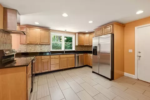 Kitchen - 33 Highgate Rd, Framingham, MA 01701 photo 1 of 3