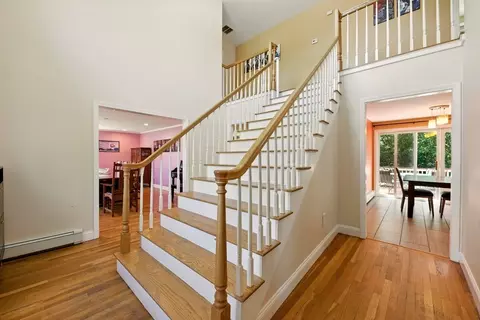 Entry Way - 33 Highgate Rd, Framingham, MA 01701 photo 1 of 1