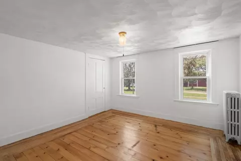 Bedroom - 337 Boston Rd, Sutton, MA 01590 photo 1 of 5