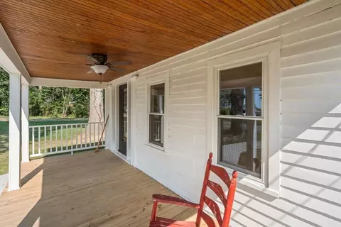 Exterior - 337 Boston Rd, Sutton, MA 01590 photo 7 of 14