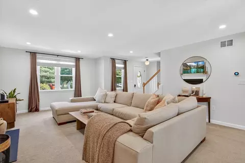 34 Timberline Rd, Millis, MA 02054 photo 4