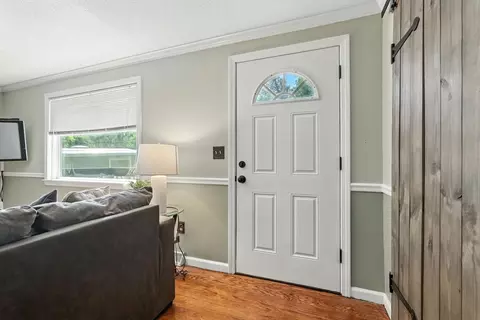 293 Laurelton St, Springfield, MA 01109 photo 12