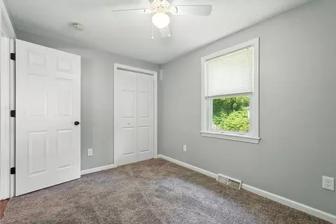 293 Laurelton St, Springfield, MA 01109 photo 30